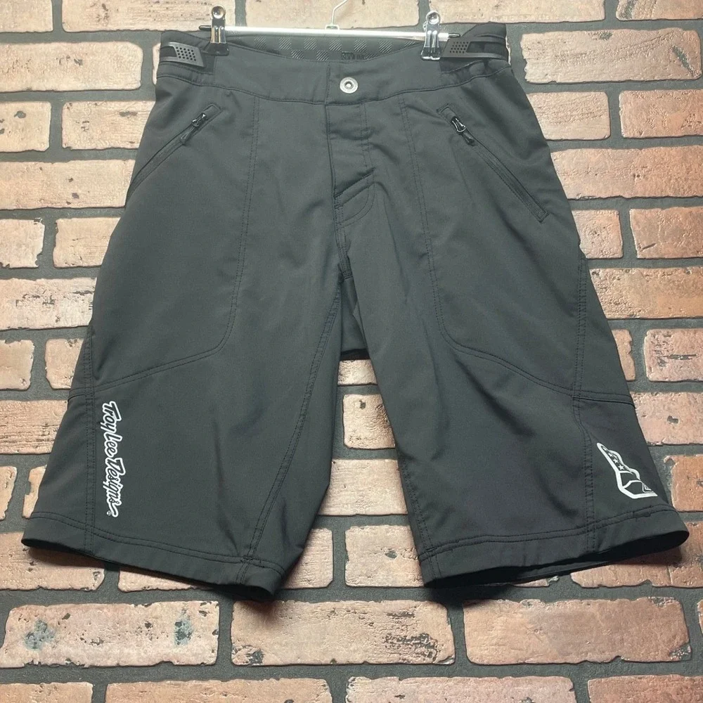 Troy Lee Designs TLD Men's L Black Mountain Biking Trail Shorts Adjustable Waist